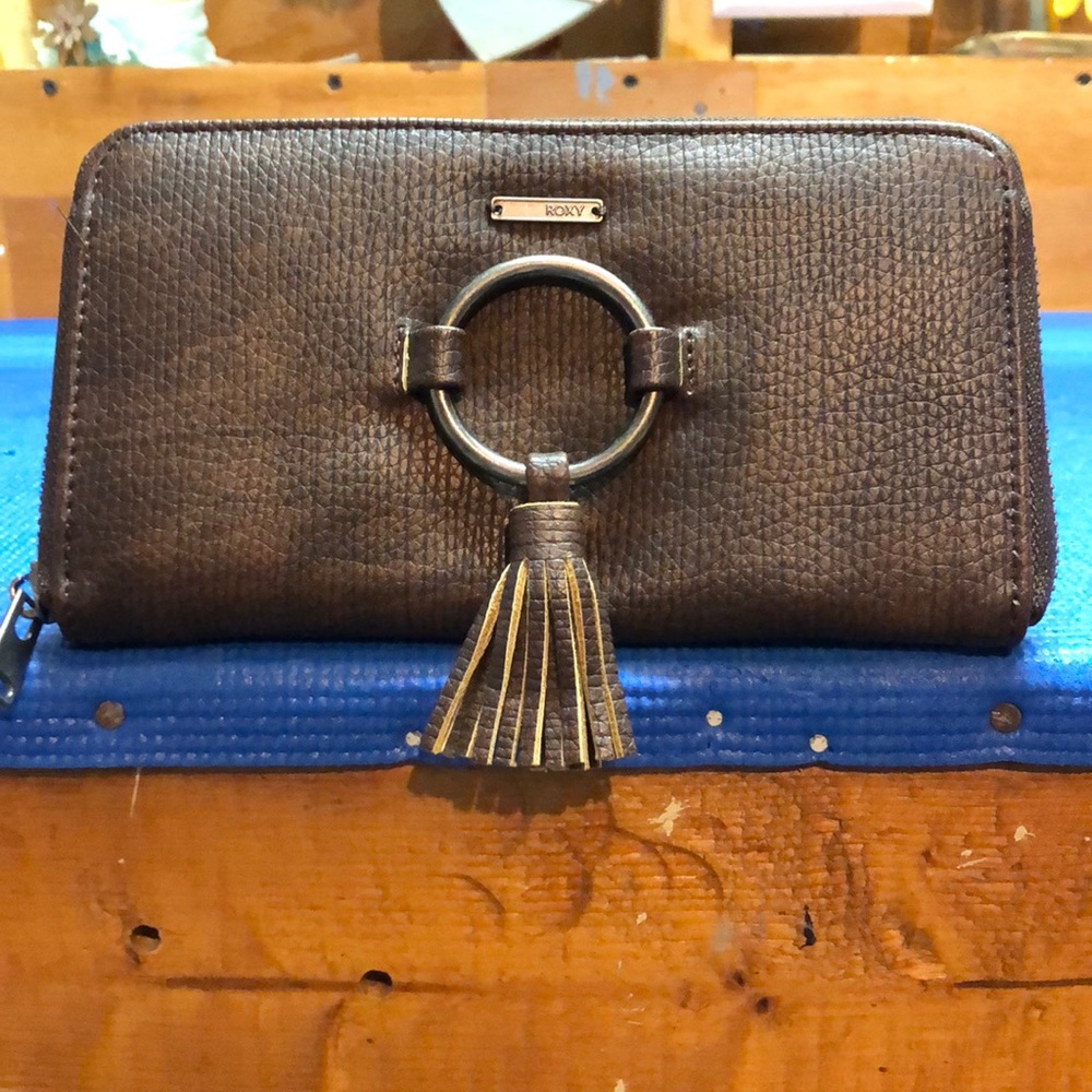 Roxy Full Size Wallet